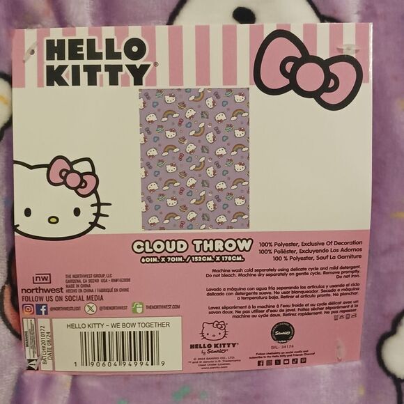 Hello Kitty Purple Cloud Rainbow Throw Blanket - Picture 5 of 7